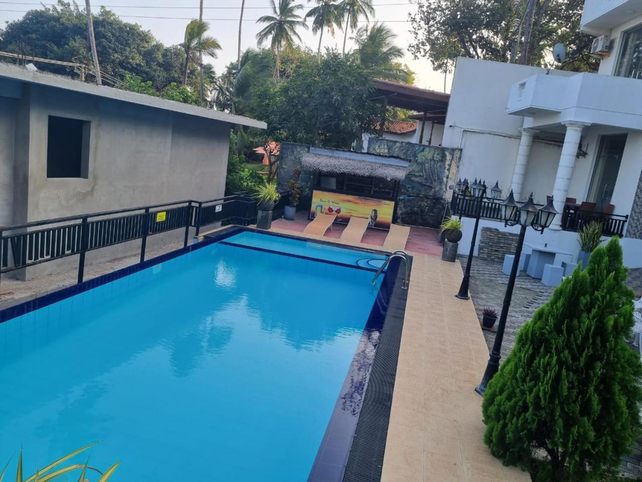 Queens Beach Hotel Tangalle Eksteriør billede