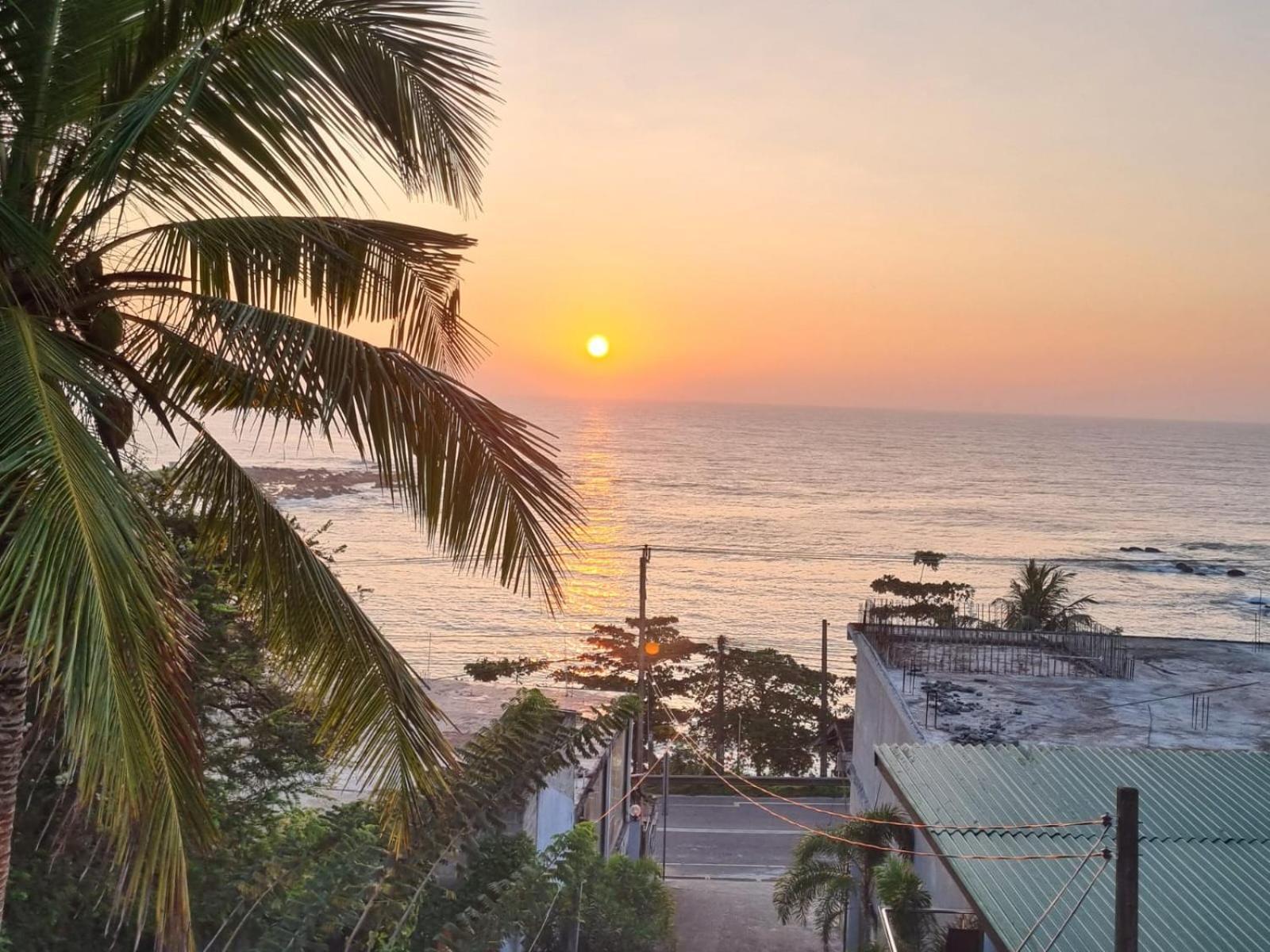Queens Beach Hotel Tangalle Eksteriør billede