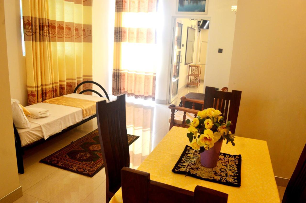 Queens Beach Hotel Tangalle Eksteriør billede