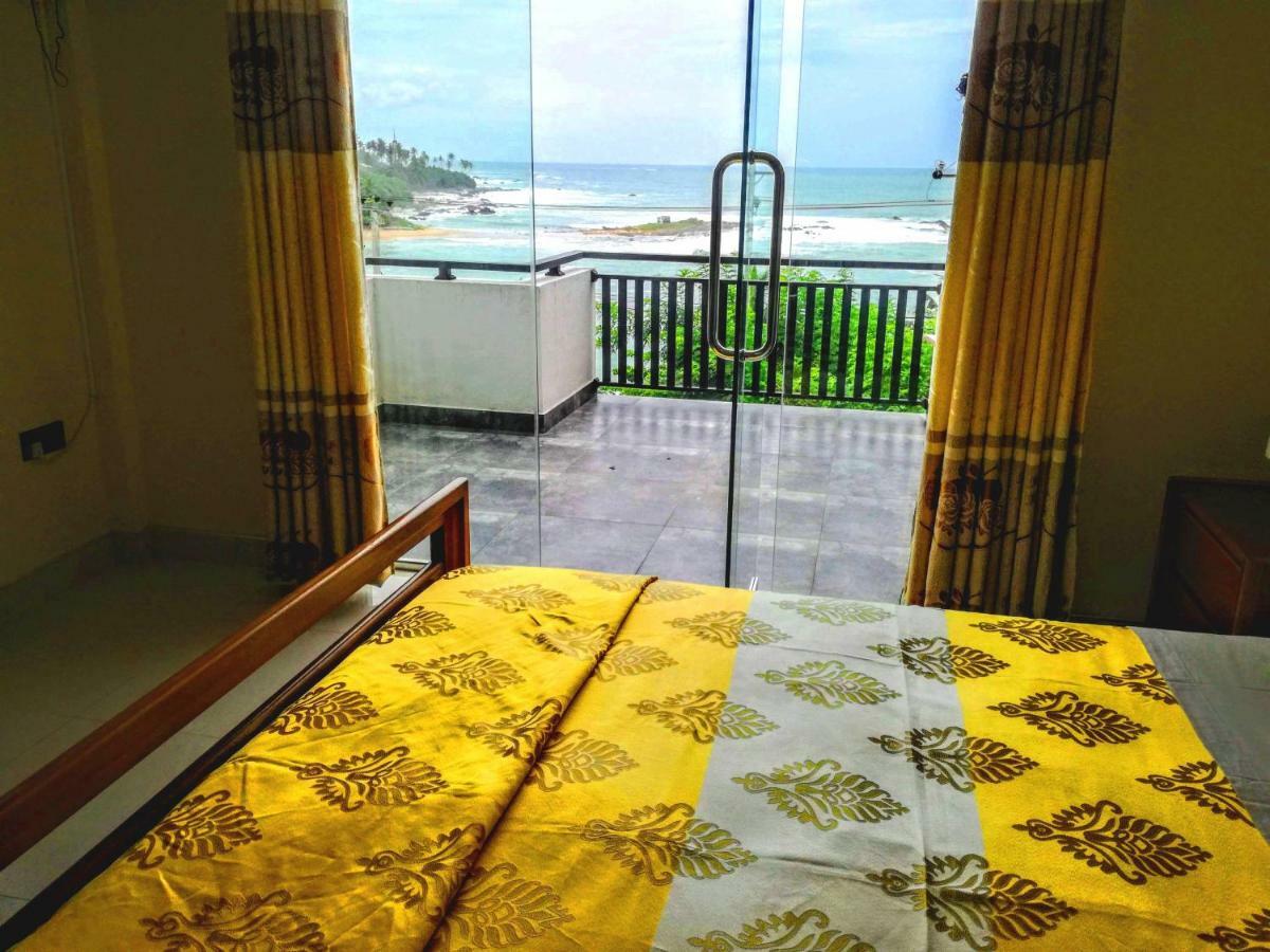 Queens Beach Hotel Tangalle Eksteriør billede