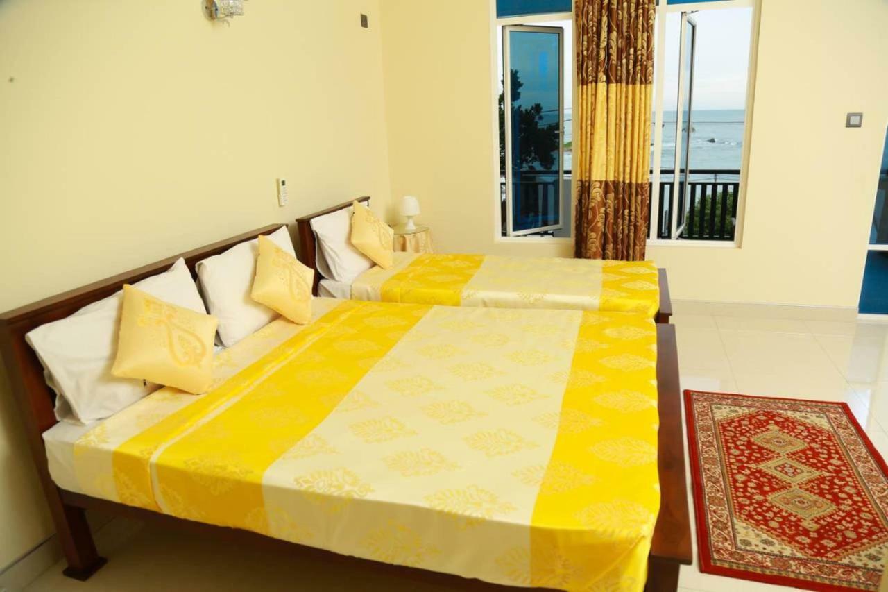 Queens Beach Hotel Tangalle Eksteriør billede